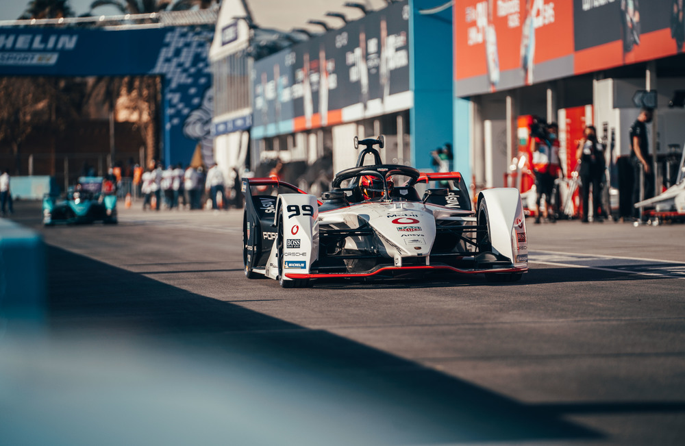 ทีมแข่ง TAG Heuer Porsche Formula E ตั้งเป้าหมายออกสตาร์ทฤดูกาลด้วยผลงานที่ดีเยี่ยม