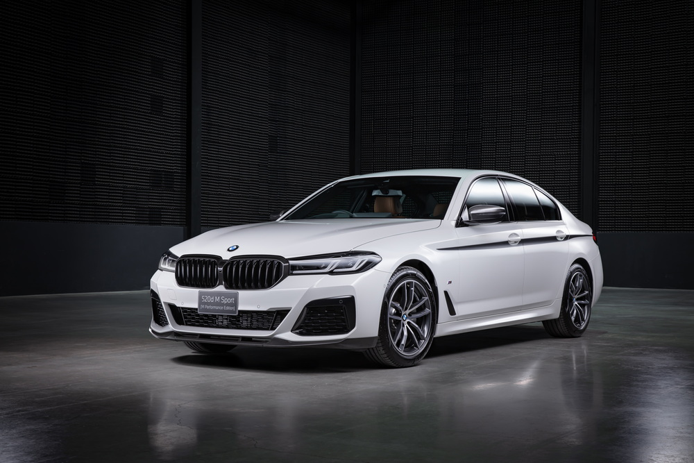 บีเอ็มดับเบิลยู ประเทศไทย เผยโฉมบีเอ็มดับเบิลยู 520d M Sport (M Performance Edition) ใหม่
