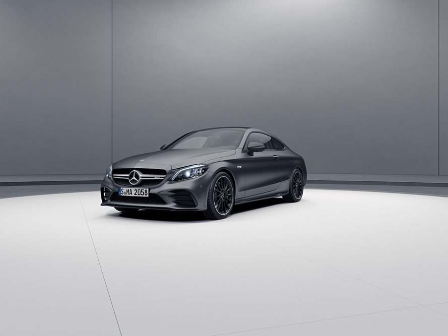 เมอร์เซเดส-เบนซ์ เปิดตัวรถยนต์ไฮไลต์ “The new Mercedes-Benz C-Class”