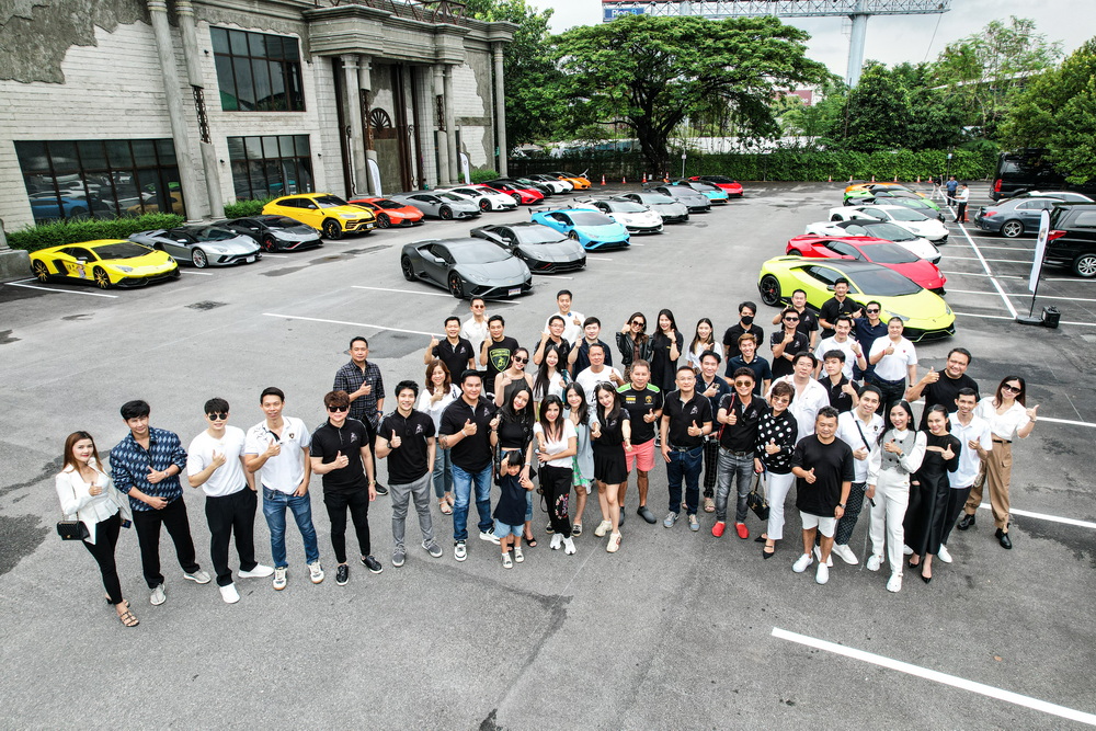 Lamborghini Club Thailand Amico Trip -Morning Drive at Davin Café