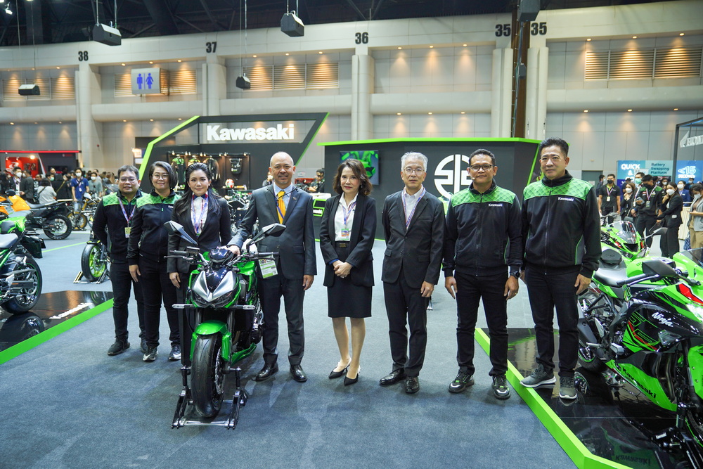 คาวาซากิมาแรงจัดโปรฯ เด็ด!! ขนโมเดลใหม่จัดแสดง MOTOR EXPO 2022 เพียบ..