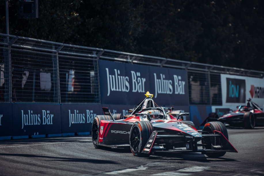 ปอร์เช่ลุ้นแชมป์รายการ Formula E สนามปิดท้ายฤดูกาลในกรุงลอนดอน