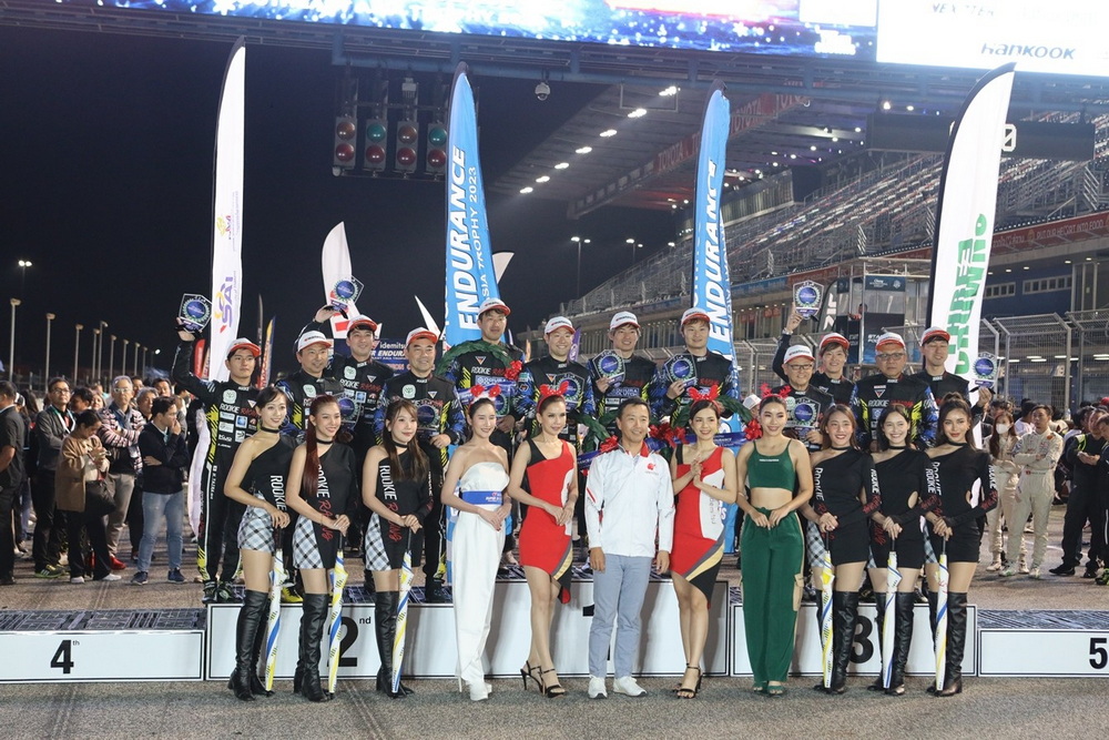 จบการแข่งขัน Thailand 10-hour Endurance Race