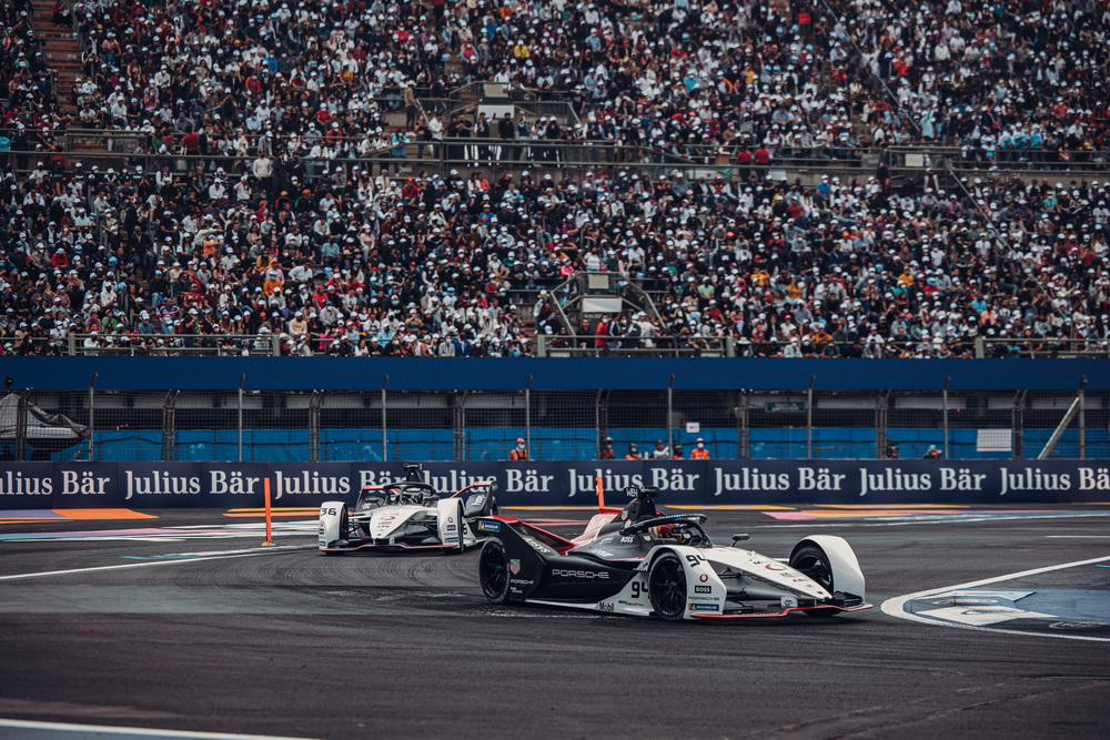 ปอร์เช่ (Porsche) ประกาศเข้าร่วมการแข่งขันฟอร์มูล่า อี (Formula E) อย่างต่อเนื่อง